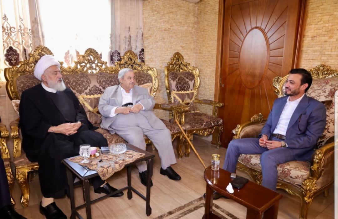 الرئيس اللبناني ميقاتي يبارك للصحافي امين ناصر عقد قرانه